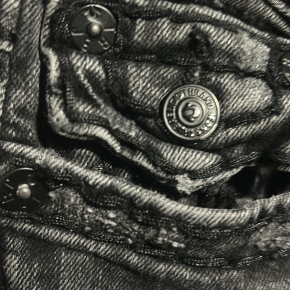 True Religion washed blk distressed jeans - Picture 9 of 15